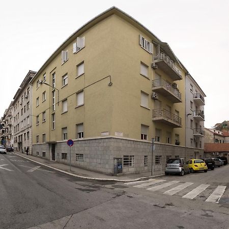 Guesthause Antonio Hotel Split Exterior photo